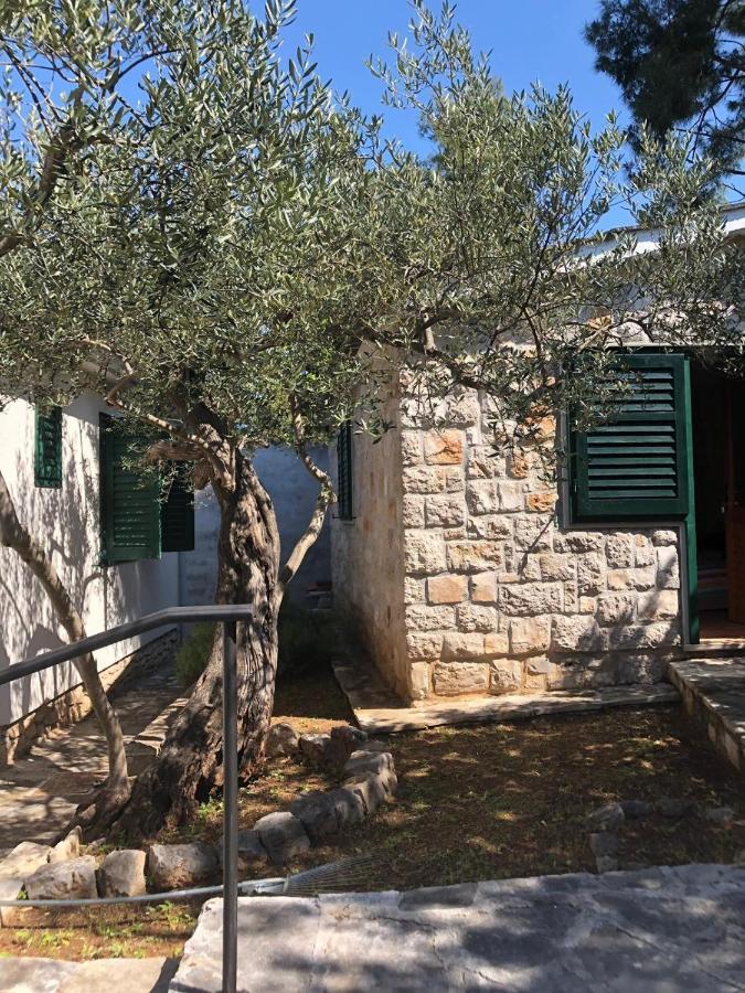 Holiday Home Pavarotti スペタル エクステリア 写真