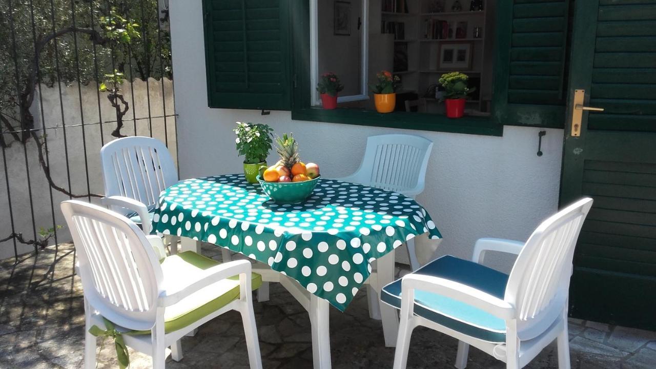 Holiday Home Pavarotti スペタル エクステリア 写真