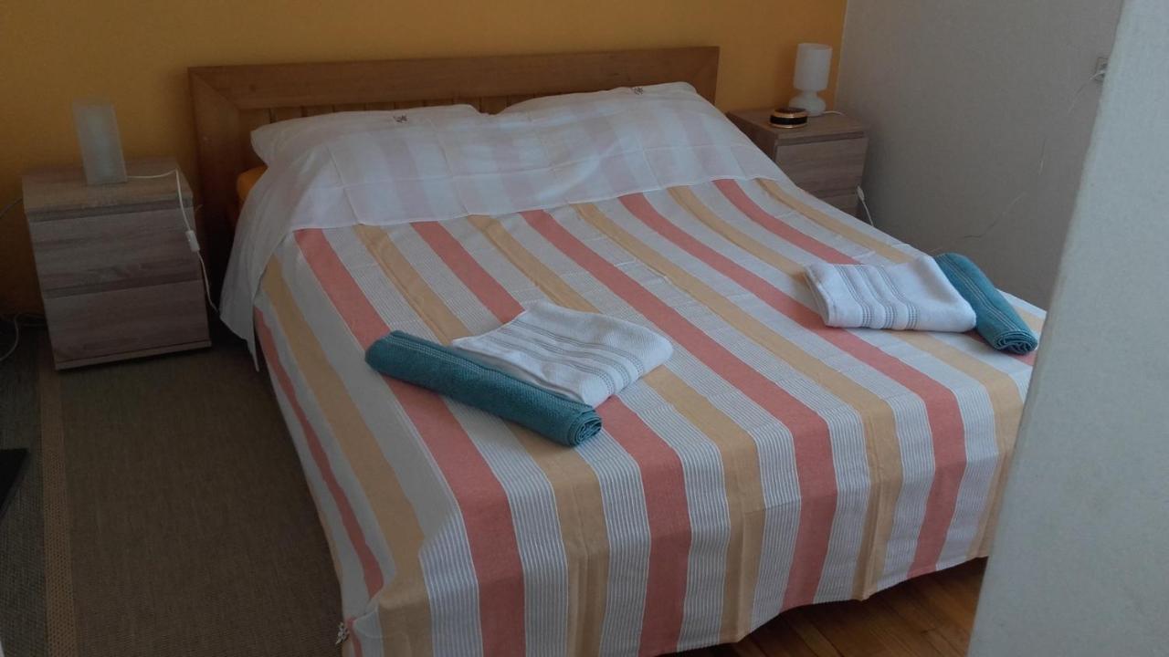Holiday Home Pavarotti スペタル エクステリア 写真